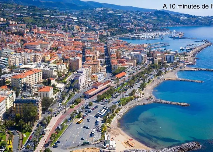 2 Pieces, Vue Panoramique Menton